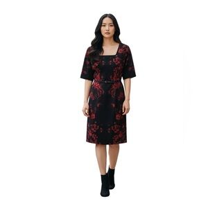 ✨T. Tahari Elegant Black and Red Floral Dress with Belt